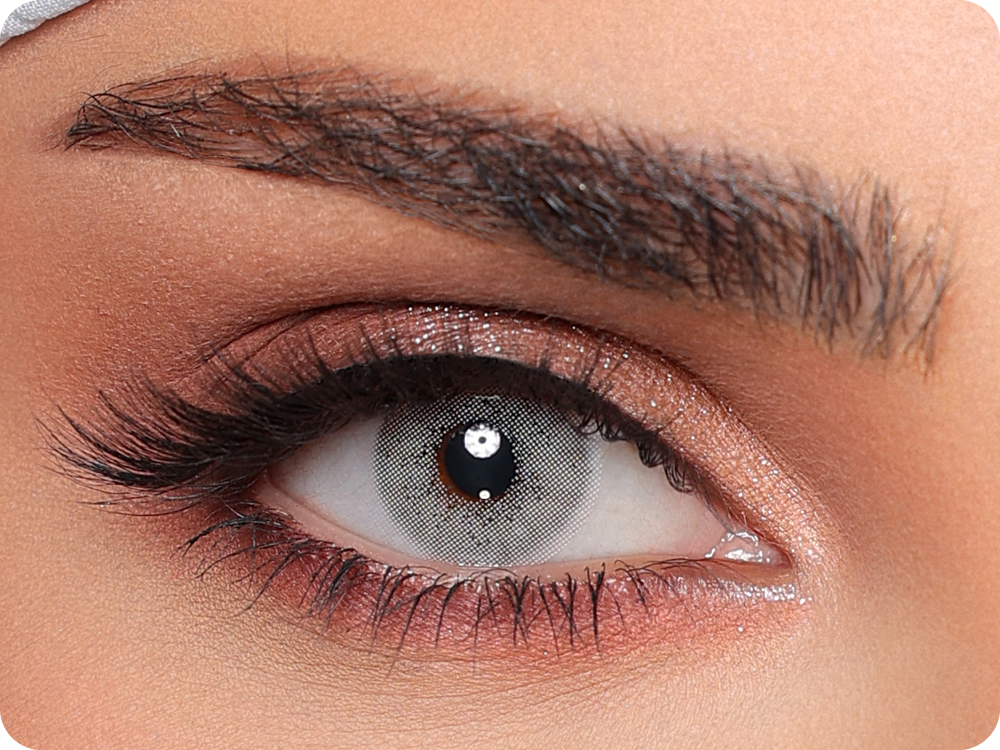 Luminous Coloured Contact Lenses
