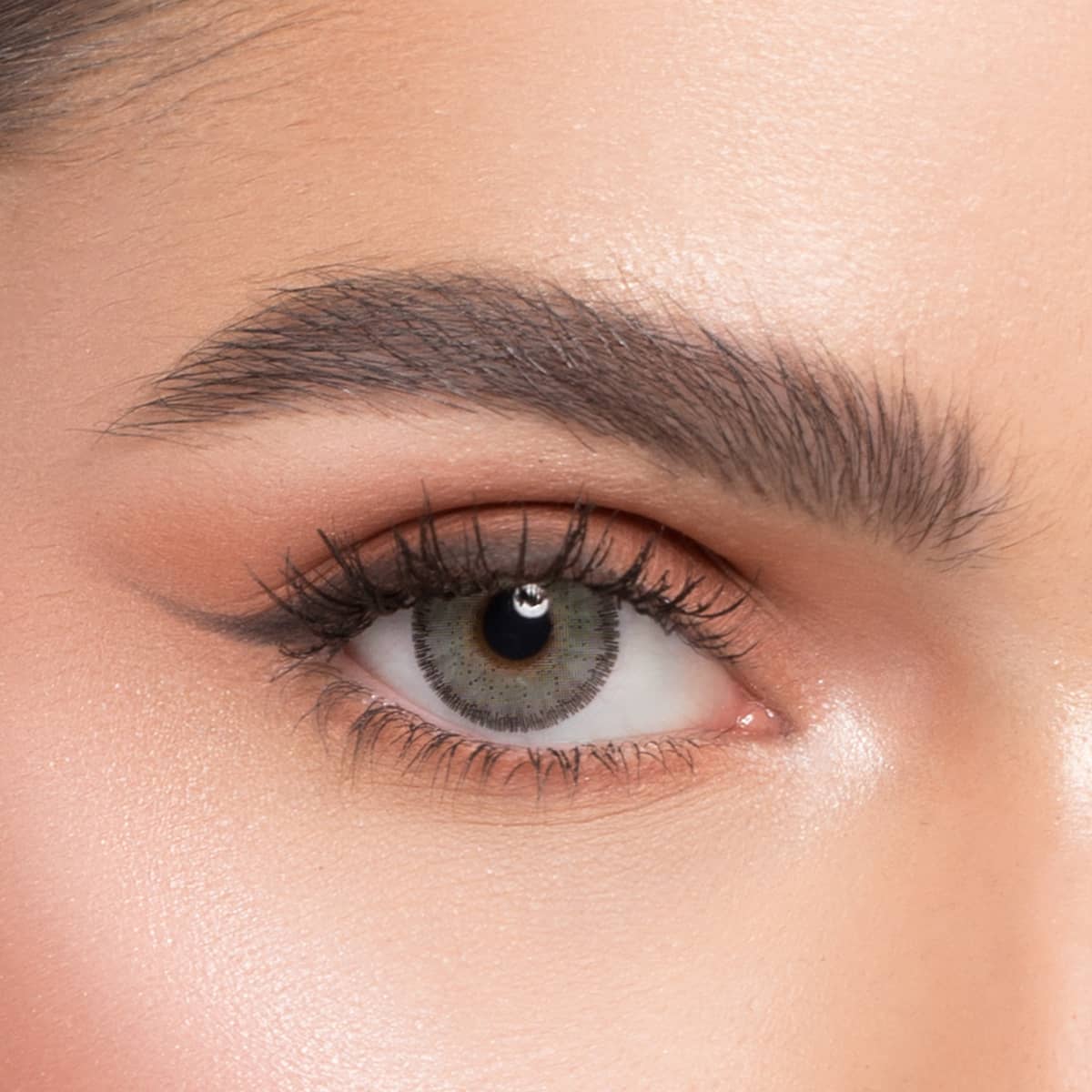 Naturél Monthly Coloured Contact Lenses